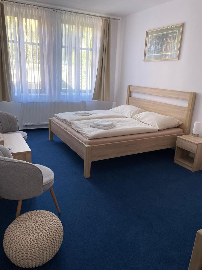 Hotel U Mesta Prahy Náchod المظهر الخارجي الصورة