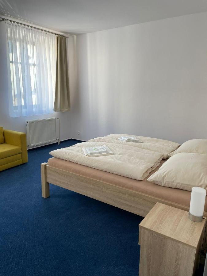 Hotel U Mesta Prahy Náchod المظهر الخارجي الصورة