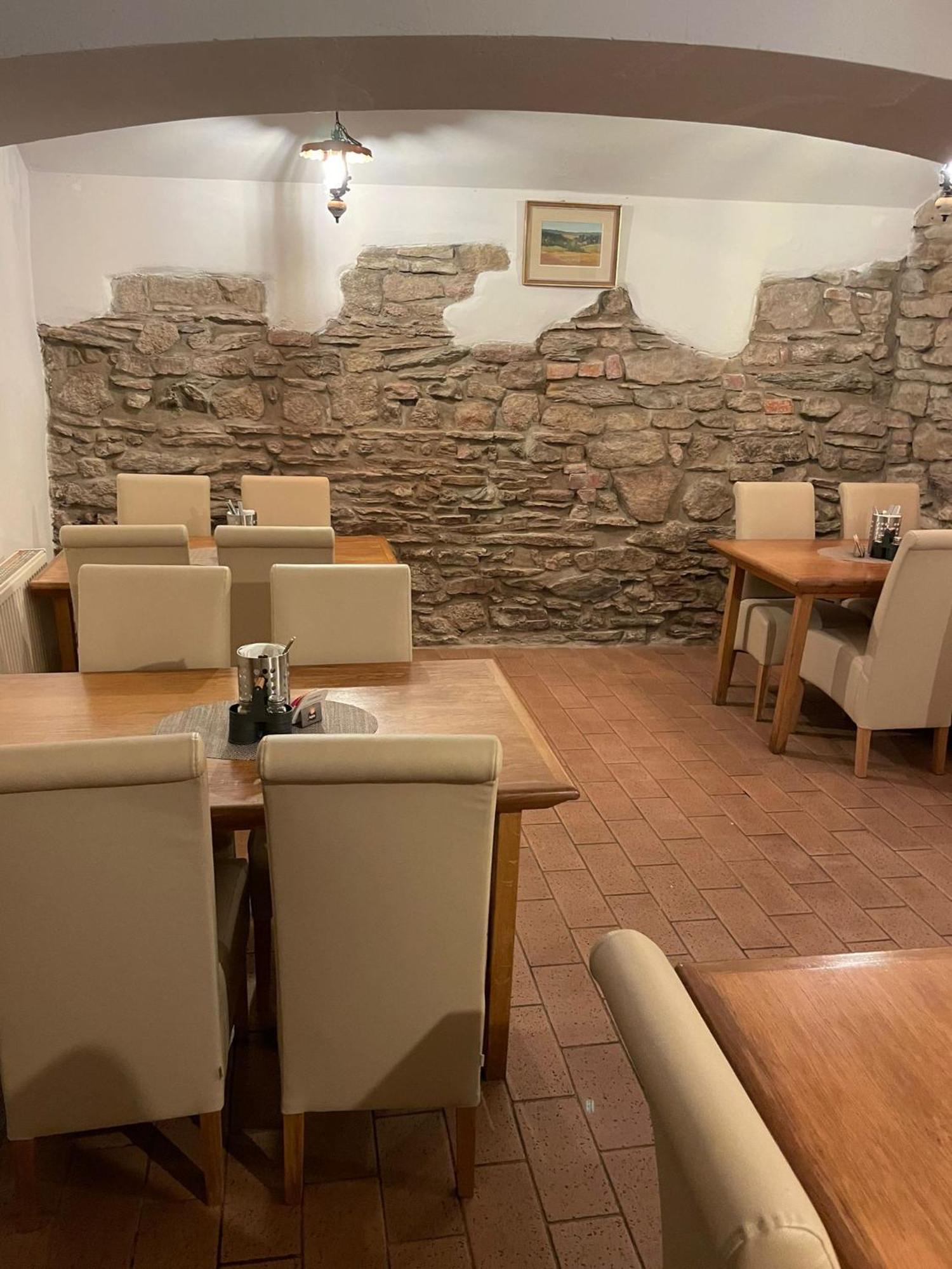 Hotel U Mesta Prahy Náchod المظهر الخارجي الصورة